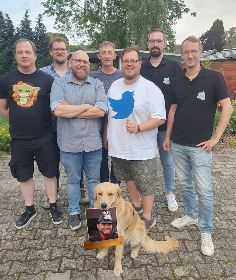 Gruppenfoto der Grenzjäger 98 des Schützenverein Tackhütte