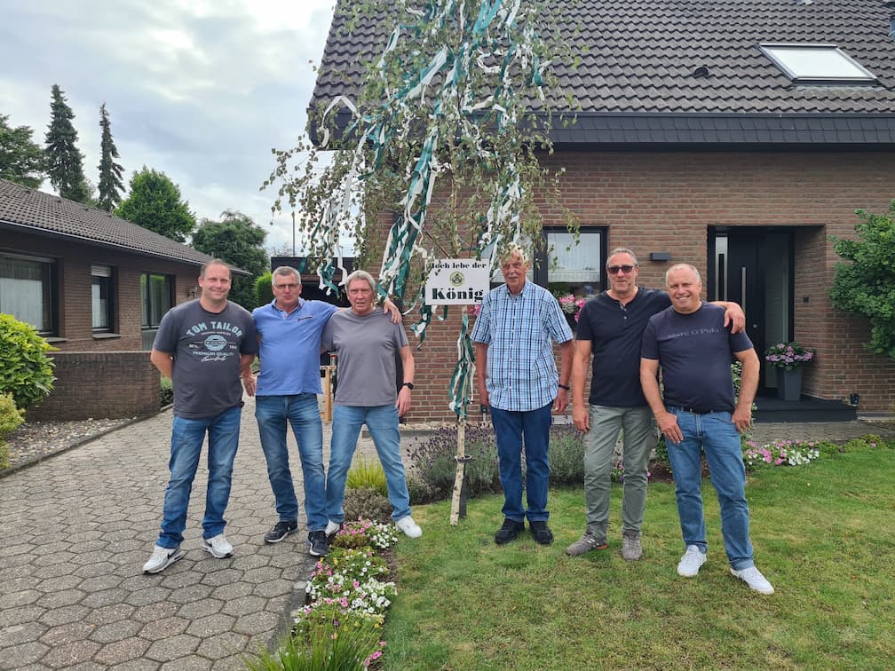 Gruppenfoto des Jägerzug 99 des Schützenverein Tackhütte